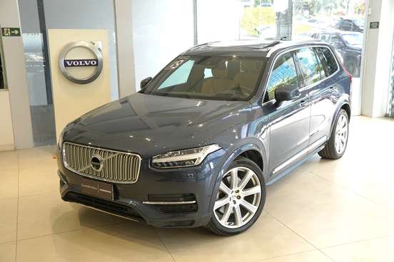 VOLVO-XC90-2019