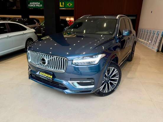 VOLVO-XC90-2021