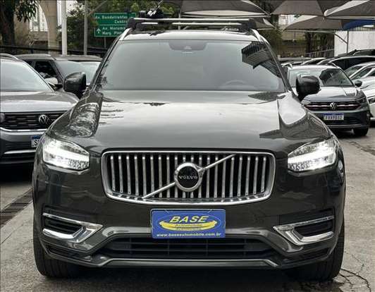 VOLVO-XC90-2021
