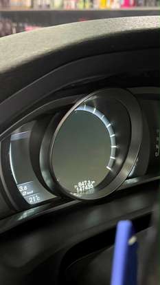 VOLVO-V40-2.0 T5 R DESIGN TURBO GASOLINA 4P AUTOMÁTICO VOLVO-V40-2015