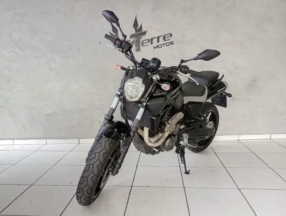 YAMAHA MT-03 
