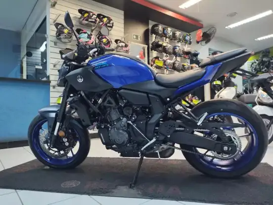 YAMAHA-MT-07 CONNECTED ABS YAMAHA-MT-07 CONNECTED ABS-2025