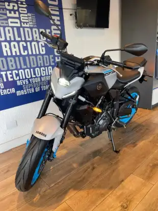 YAMAHA-MT-07 CONNECTED ABS-2025