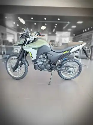 YAMAHA-XTZ 250 LANDER CONNECTED-2026
