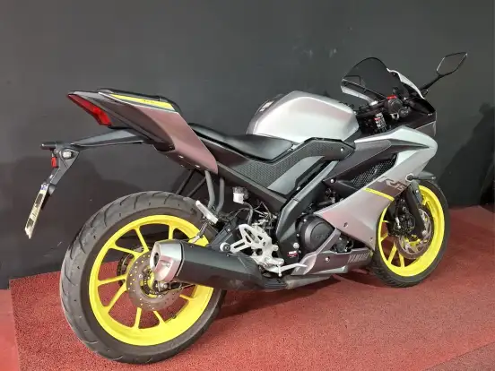 YAMAHA-YZF R15 YAMAHA-YZF R15-2024