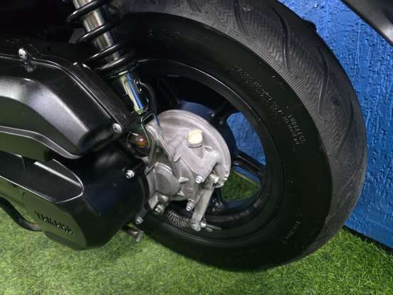 YAMAHA-FLUO 125 ABS-2024
