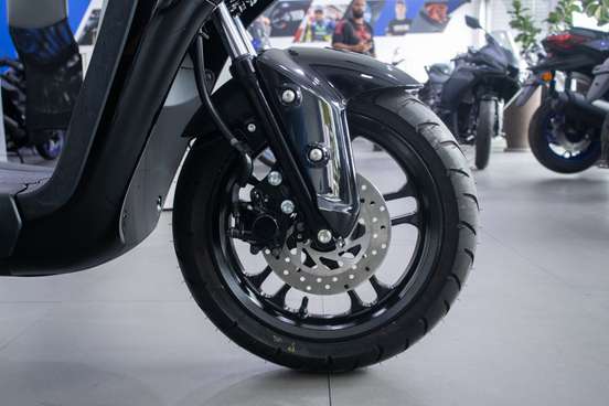 YAMAHA-NEOS CONNECTED-2025