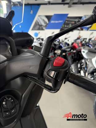 YAMAHA-XMAX 300 CONNECTED ABS-2026