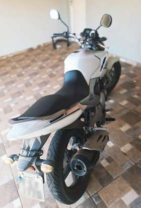 YAMAHA-YS 250 FAZER-2014