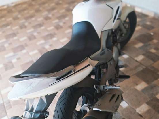YAMAHA-YS 250 FAZER YAMAHA-YS 250 FAZER-2014