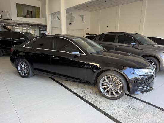 AUDI-A4-2.0 TFSI AMBIENTE GASOLINA 4P S TRONIC AUDI-A4-2017