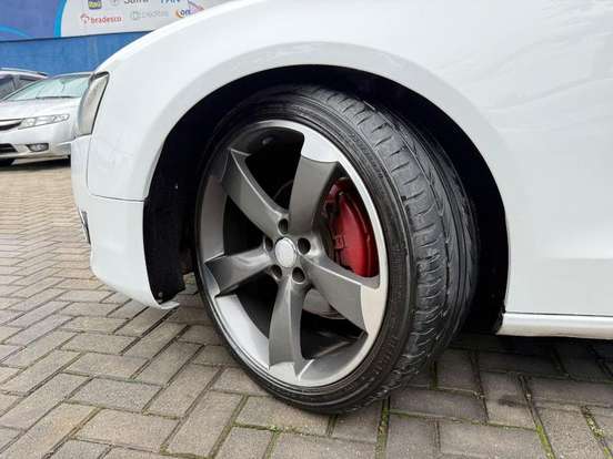 AUDI-A5-2011
