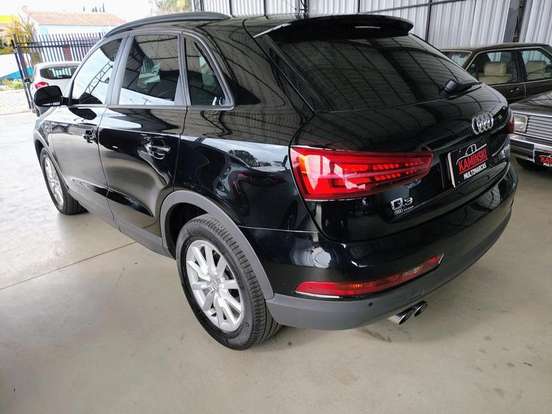 AUDI-Q3-2017