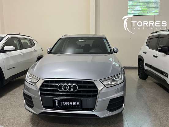 AUDI-Q3-2018