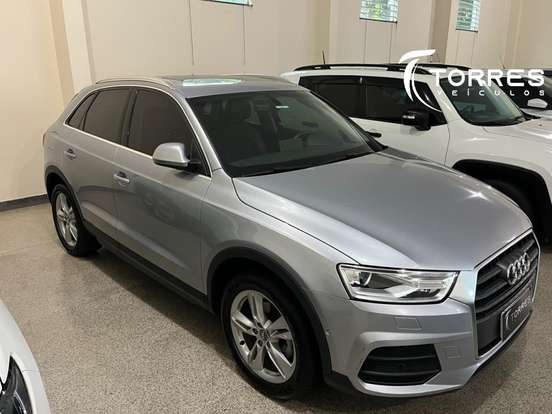 AUDI-Q3-2018