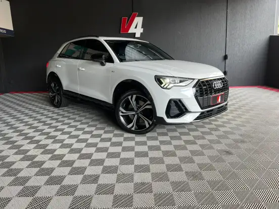 AUDI-Q3-2023