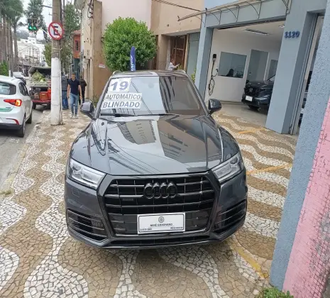 AUDI Q5 2.0 TFSI GASOLINA PRESTIGE PLUS S TRONIC AUDI Q5 2.0 TFSI GASOLINA PRESTIGE PLUS S TRONIC