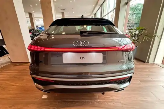 AUDI-Q5-2026