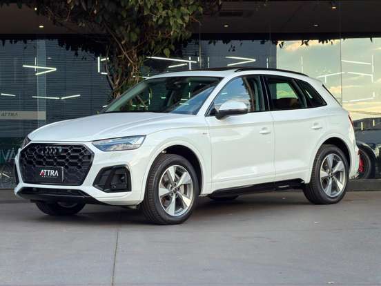 AUDI-Q5-2024