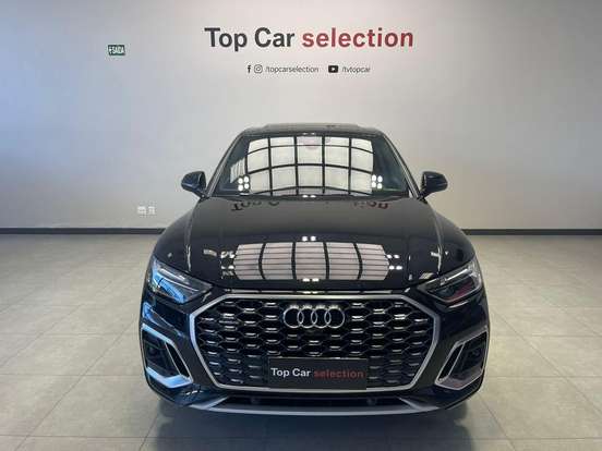 AUDI-Q5-2022
