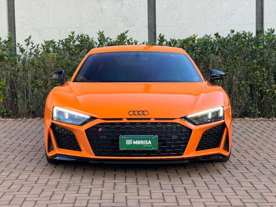 AUDI-R8-2021