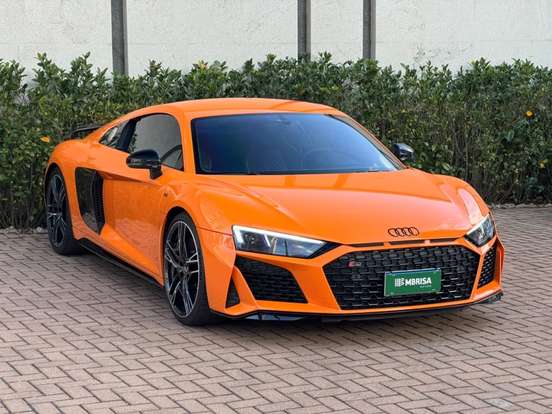 AUDI-R8-2021