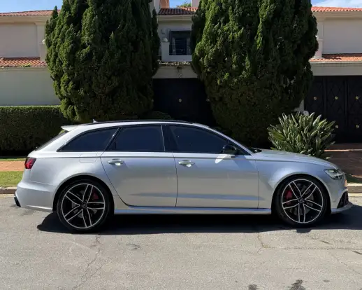 AUDI-RS6-4.0 AVANT V8 32V BI-TURBO GASOLINA 4P TIPTRONIC AUDI-RS6-2015