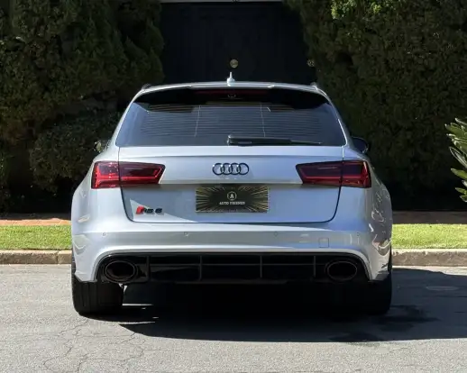 AUDI-RS6-4.0 AVANT V8 32V BI-TURBO GASOLINA 4P TIPTRONIC AUDI-RS6-2015
