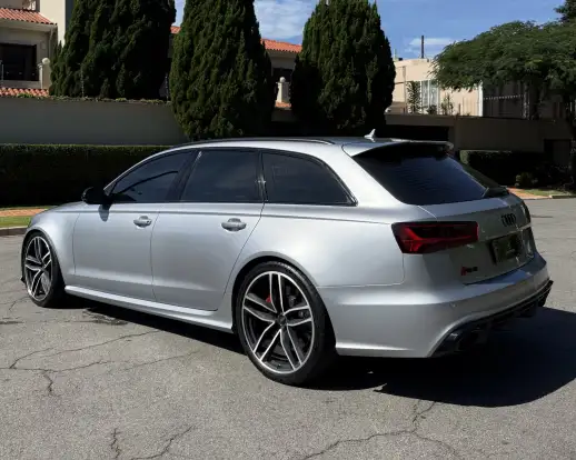 AUDI-RS6-4.0 AVANT V8 32V BI-TURBO GASOLINA 4P TIPTRONIC AUDI-RS6-2015
