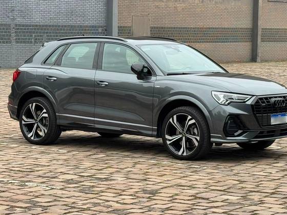 AUDI Q3 2.0 40 TFSI GASOLINA PERFORMANCE BLACK PLUS QUATTRO TIPTRONIC