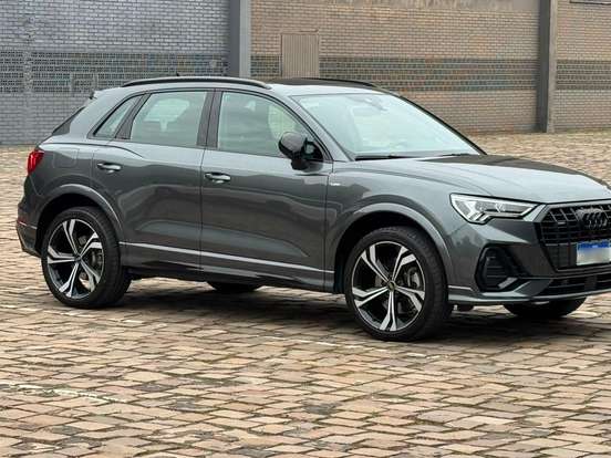 AUDI-Q3-2.0 40 TFSI GASOLINA PERFORMANCE BLACK PLUS QUATTRO TIPTRONIC AUDI-Q3-2024