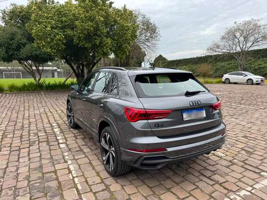 AUDI-Q3-2.0 40 TFSI GASOLINA PERFORMANCE BLACK PLUS QUATTRO TIPTRONIC AUDI-Q3-2024