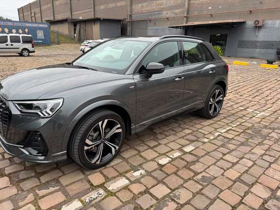 AUDI-Q3-2.0 40 TFSI GASOLINA PERFORMANCE BLACK PLUS QUATTRO TIPTRONIC AUDI-Q3-2024