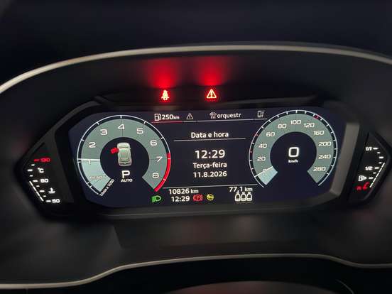 AUDI-Q3-2023