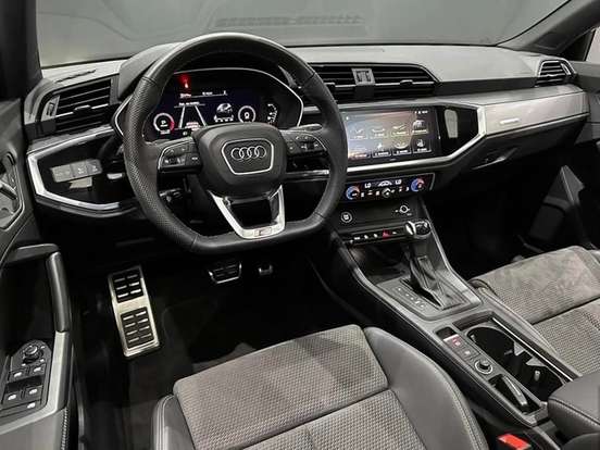 AUDI-Q3-2.0 40 TFSI GASOLINA SPORTBACK PERFORMANCE BLACK QUATTRO TIPTRONIC AUDI-Q3-2022