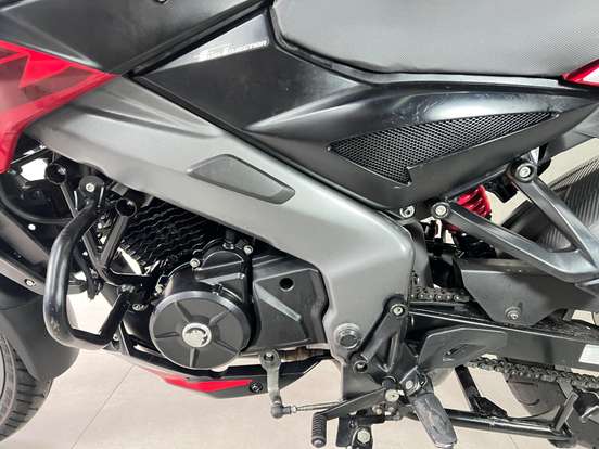 BAJAJ-DOMINAR 160-2024