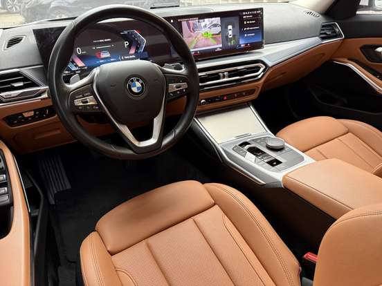 BMW-320i-2022