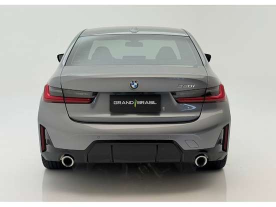 BMW-320i-2024