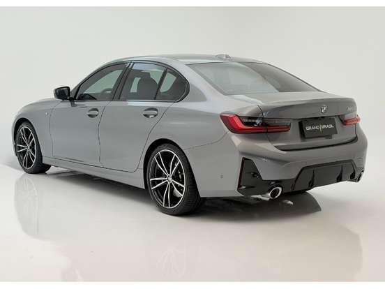 BMW-320i-2024