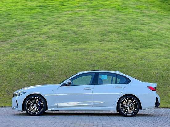 BMW-320i-2026