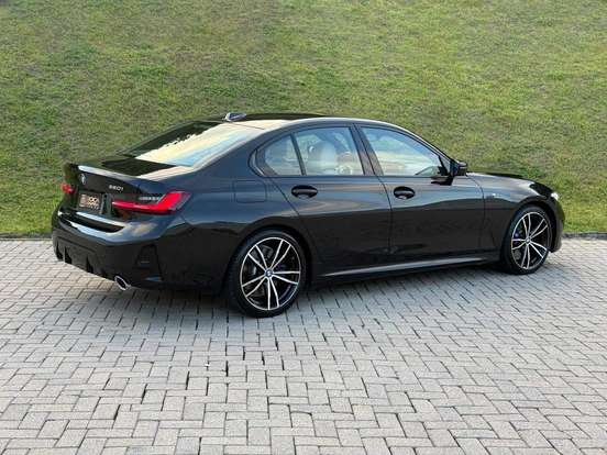 BMW-320i-2.0 16V TURBO FLEX M SPORT AUTOMÁTICO BMW-320i-2023