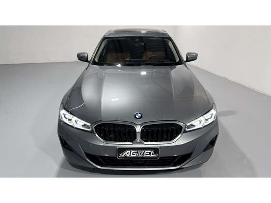 BMW-320i-2024