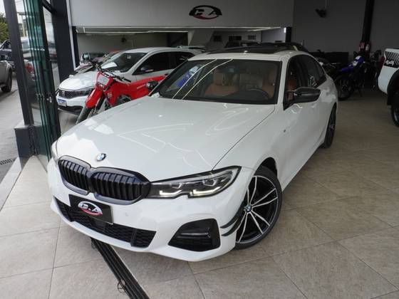 BMW 320i 2.0 16V TURBO GASOLINA M SPORT AUTOMÁTICO