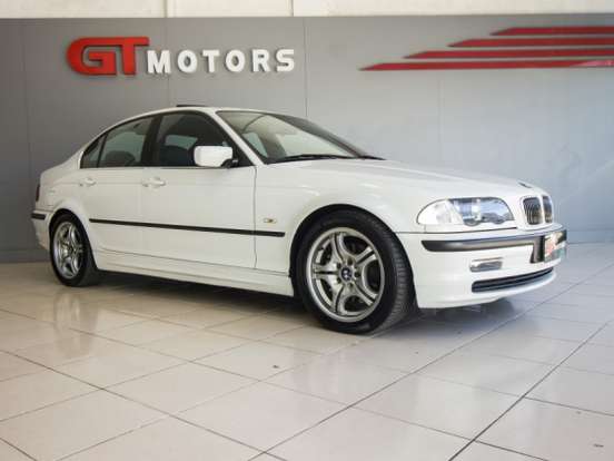 BMW-325i-2.5 SEDAN 24V GASOLINA 4P AUTOMÁTICO BMW-325i-2000