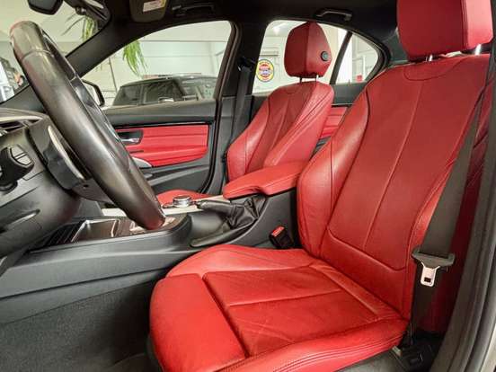 BMW-328i-2.0 M SPORT 16V ACTIVEFLEX 4P AUTOMÁTICO BMW-328i-2018