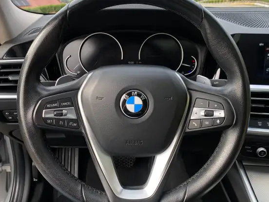 BMW-330i-2.0 16V TURBO GASOLINA SPORT AUTOMÁTICO BMW-330i-2019