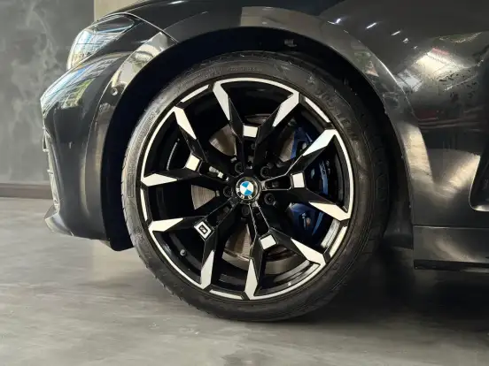 BMW-420i-2025