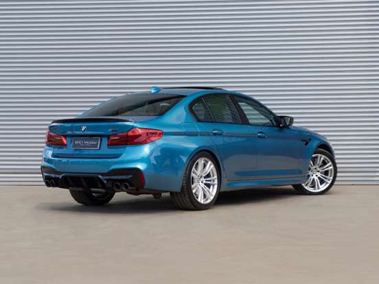 BMW-M5-4.4 V8 TWIN POWER M XDRIVE STEPTRONIC BMW-M5-2020