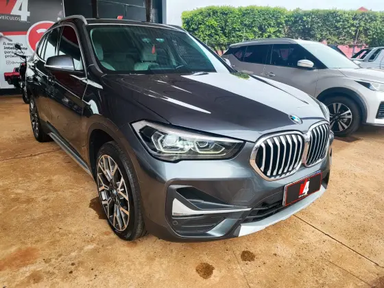 BMW X1 2.0 16V TURBO ACTIVEFLEX SDRIVE20I X-LINE 4P AUTOMÁTICO