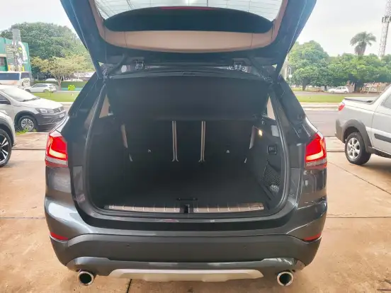 BMW-X1-2.0 16V TURBO ACTIVEFLEX SDRIVE20I X-LINE 4P AUTOMÁTICO BMW-X1-2022